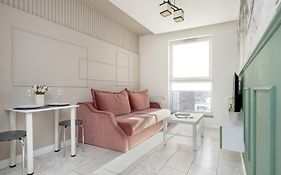 Motlawa River Old City Gdansk Apartment By Noclegi Renters